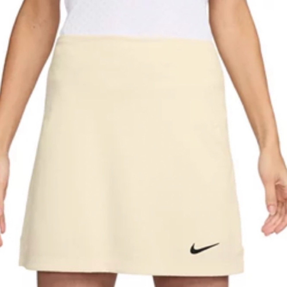 Nike Women's Beige Skort NWT